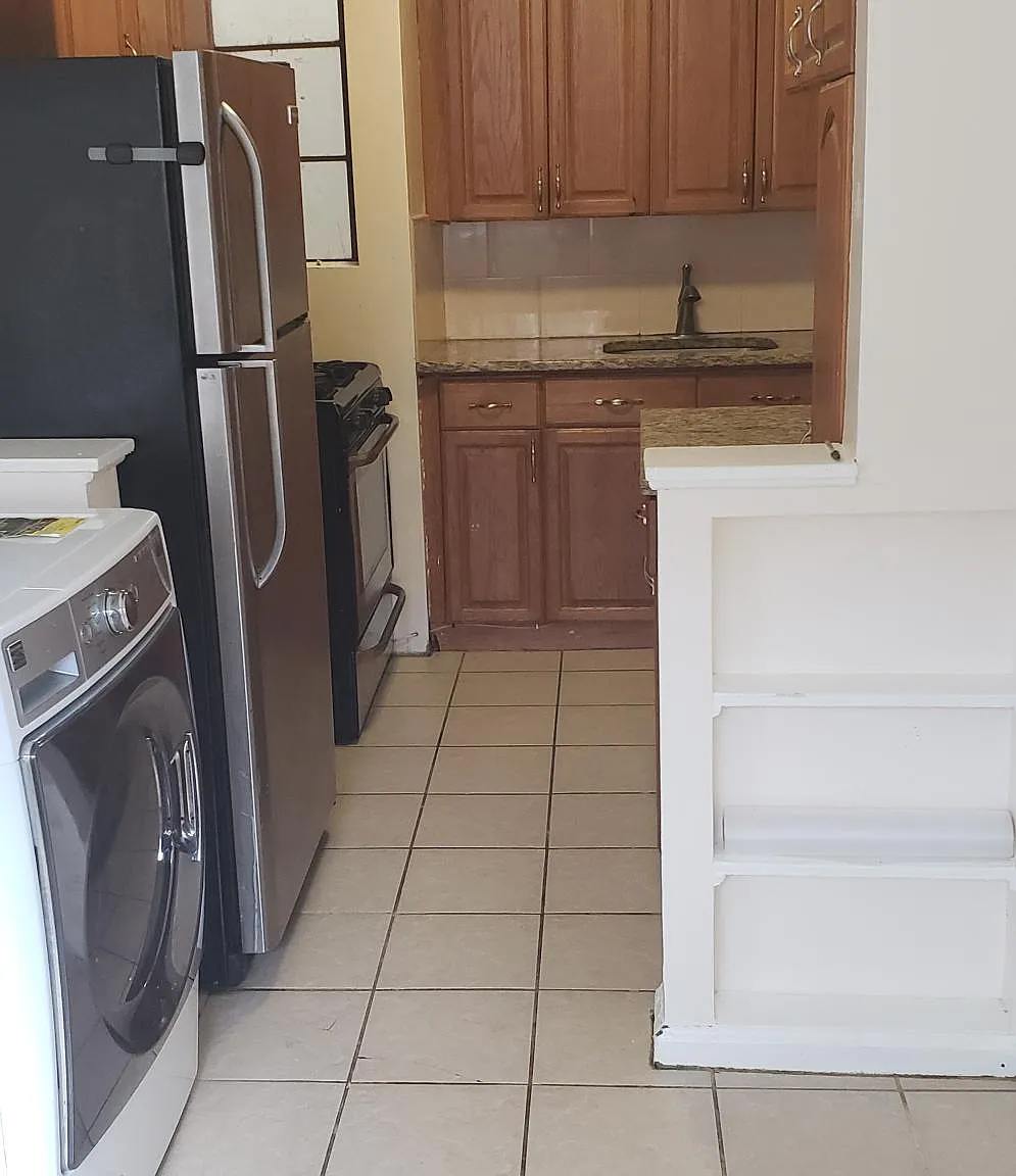 2 bed, 1000 sqft, $2,600 — Photo 4