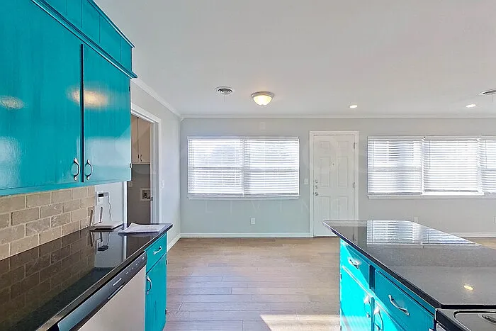 4418 Mesa Cir — Photo 9