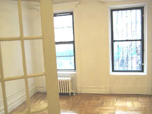 Rented by EA Kane RE Inc. | media 13