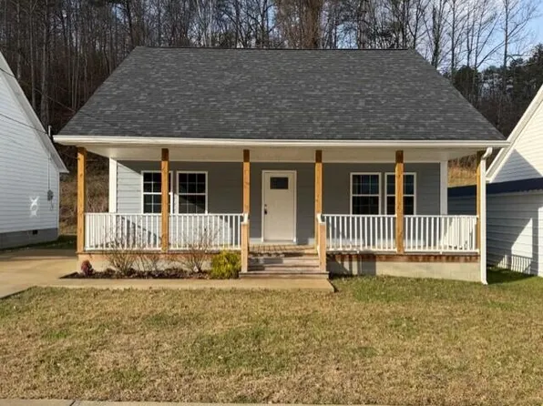 33 Wetzel Dr, Paintsville, KY 41240