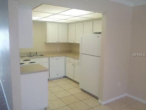 3rd image of 4533 Overlook Dr NE