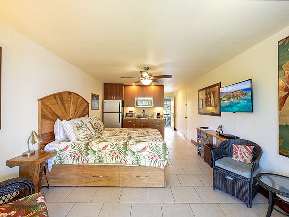 3rd image of 75-5776 Kuakini Hwy APT 211