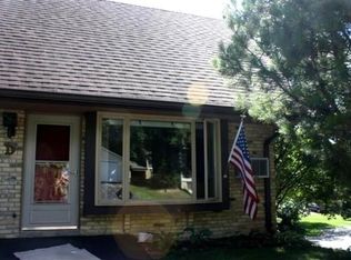 135 Fountain Ave, Waukesha, WI 53186