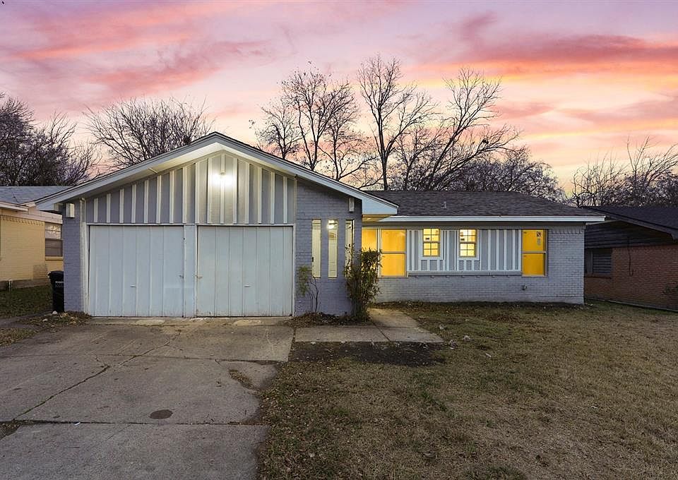 1st image of 3212 Santiago Dr