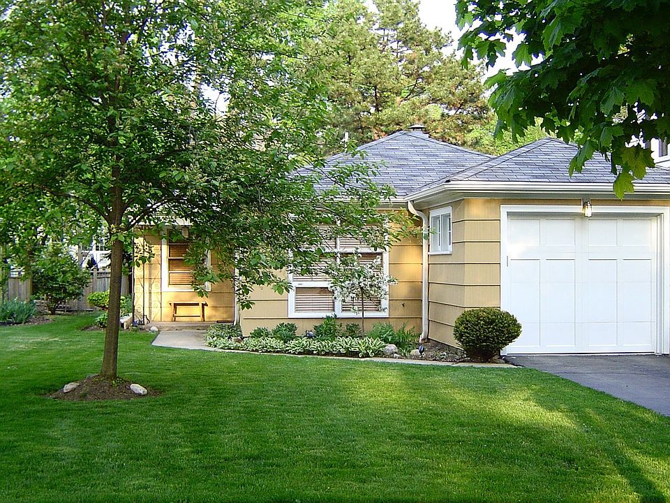 May 5, 2007 at 731 Hunter Road, Glenview