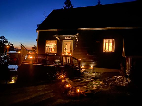 3rd image of 51 Birch Point Road