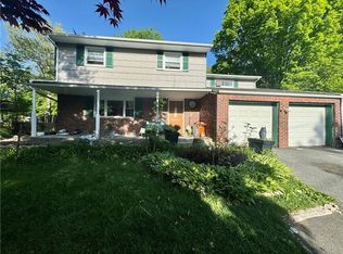 4 Keltz St, New City, NY 10956