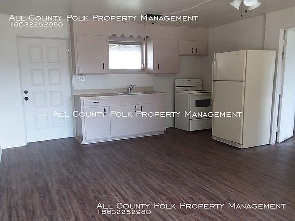 3rd image of 2708 Avenue G NW