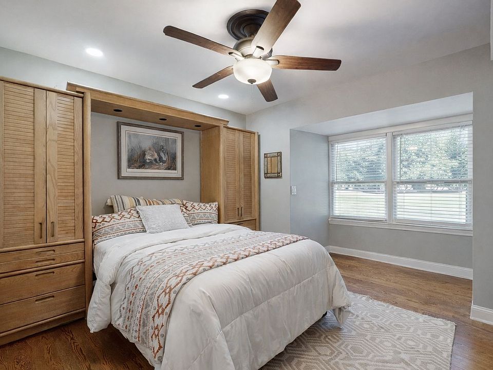 25th image of 2622 Poplar Knoll Dr