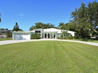 1401 Royal Palm Dr S, Saint Petersburg, FL 33707