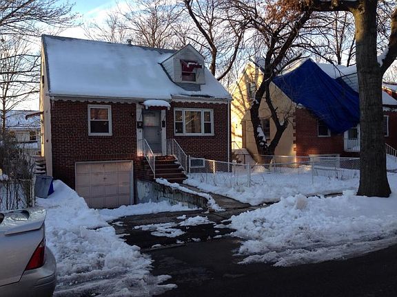 4th image of 19 Chelsea Ave