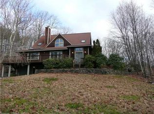 176 Robin Dr, Collinsville, CT 06019