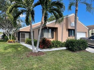 3 W Chesterfield Dr, Boynton Beach, FL 33426