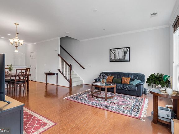 4th image of 9409 Stonewall Rd