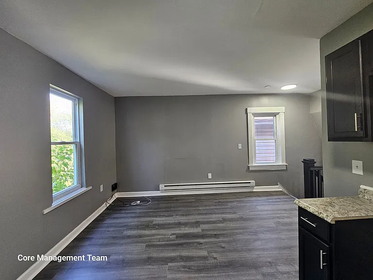 23 Lacona St #2 — Photo 7