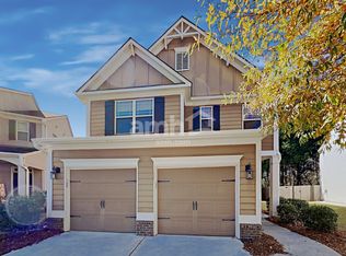 247 Highland Village Ln, Woodstock, GA 30188