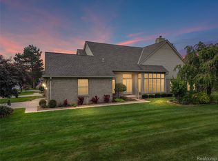 13299 Jennilynn Ln, Sterling Heights, MI 48313