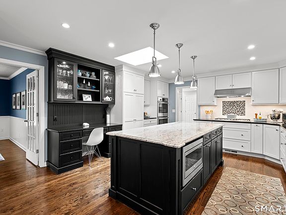 3rd image of 64 Mimosa Court
