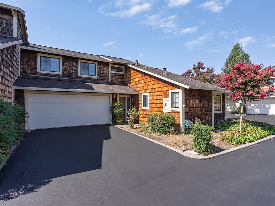 1st image of 1725 Drake Court