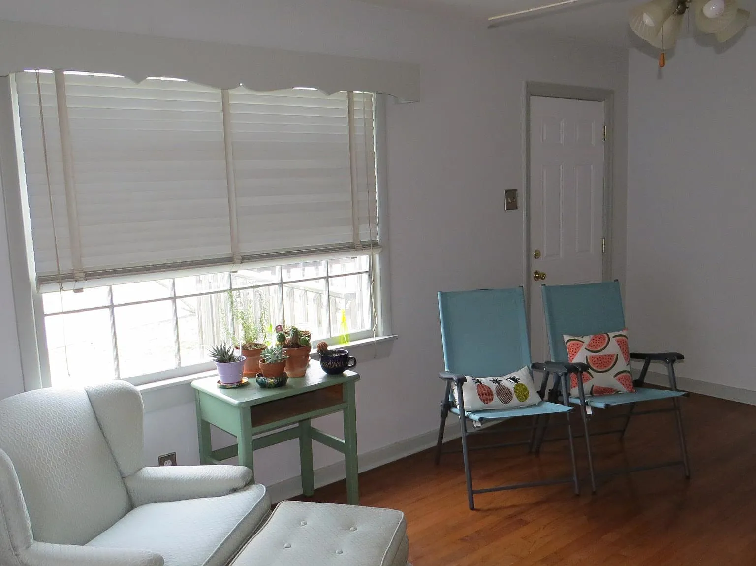 3 bed, 1332 sqft, $1,824 — Photo 3
