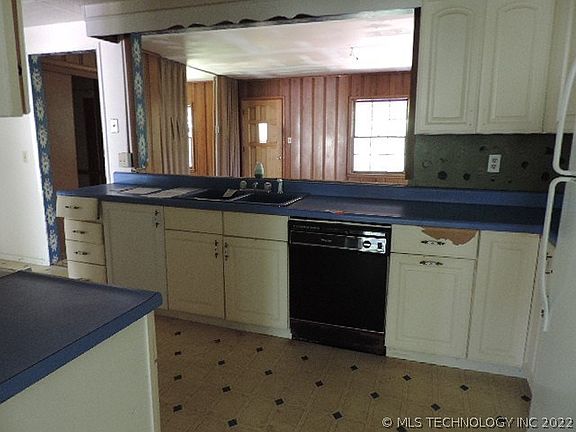 5th image of 1121 S 79th East Ave