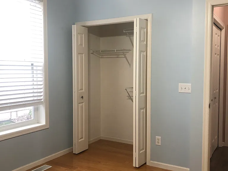 1680 Oakbrooke Ct — Photo 17