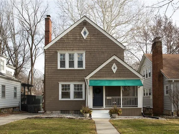 6143 Locust St, Kansas City, MO 64110