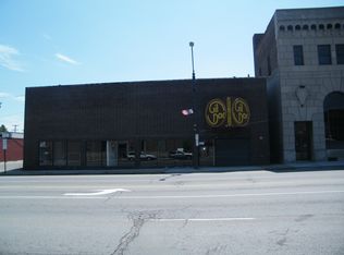 4163 Pearl Rd, Cleveland, OH 44109