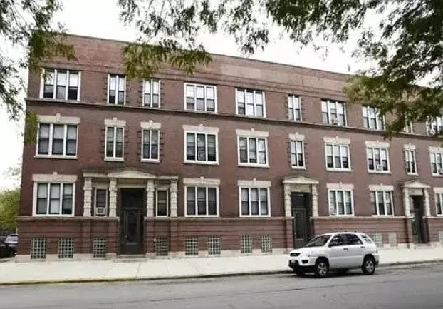 6135-45 S. Dorchester Ave/1409 E. 61st St.