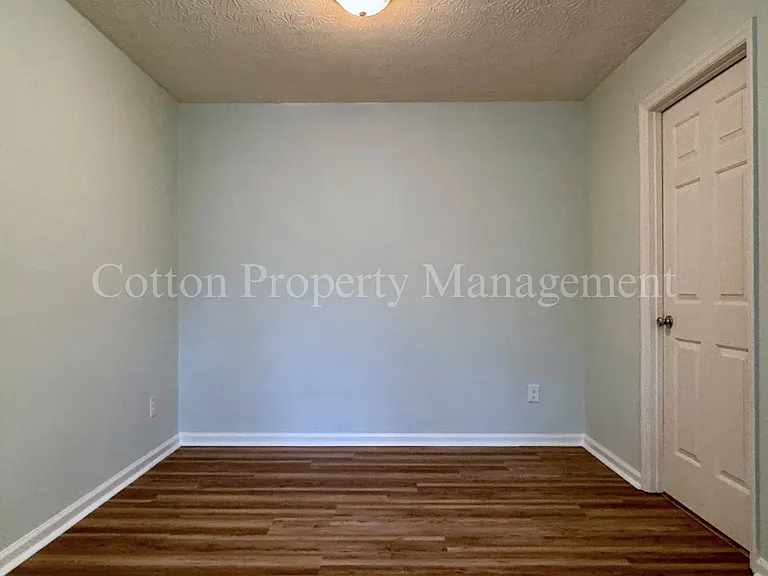 4516 Greentree Rd #8 — Photo 11