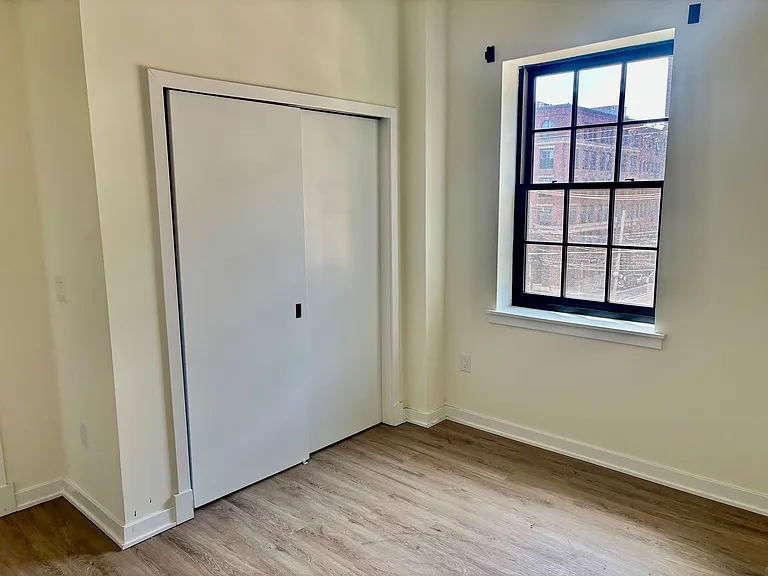 Freedom Lofts — Photo 9