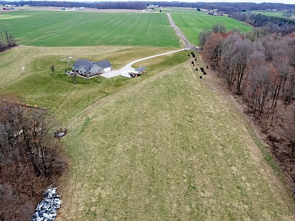 5th image of 458 Township Road 2102 #J