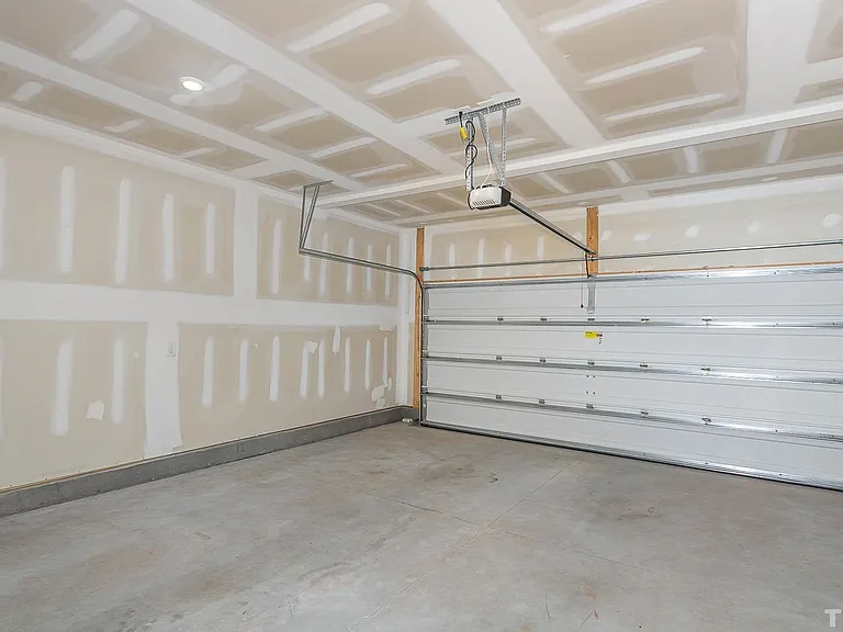 417 Shale Creek Dr — Photo 25