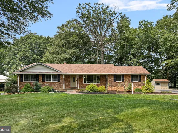 215 Calvert Rd, Rising Sun, MD 21911