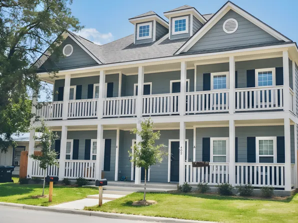 402 Poplar St #B, College Station, TX 77840