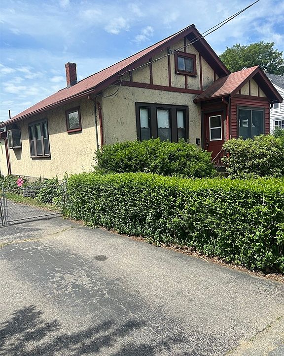 2nd image of 69 6th Ave