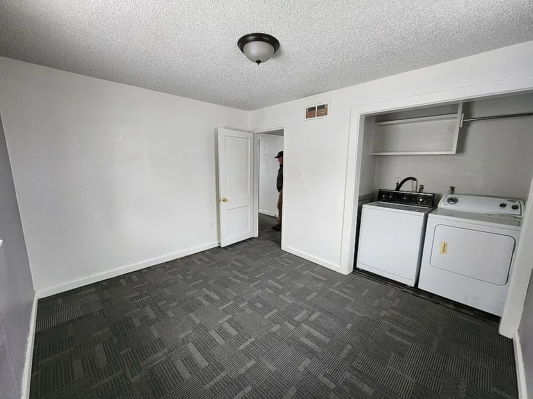 1424 5th Ave S #A — Photo 5