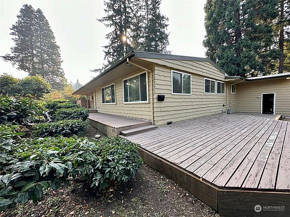 3rd image of 3701 90th Ave SE