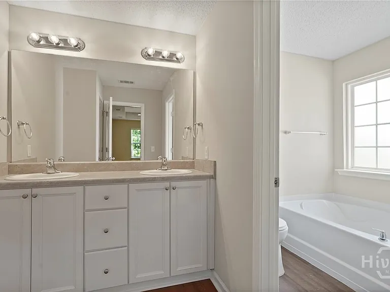 113 Katama Way — Photo 28