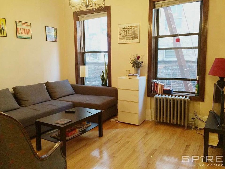 1st image of 404 8th Ave APT 2R