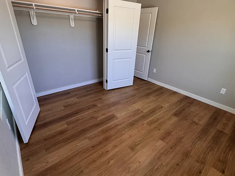 961 N Clinton St #102 — Photo 23