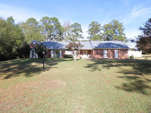 1600 Christine Dr, McComb, MS 39648