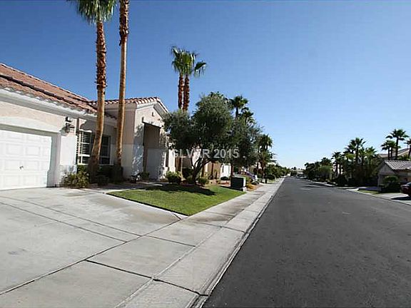 2nd image of 102 Ocean Harbour Ln