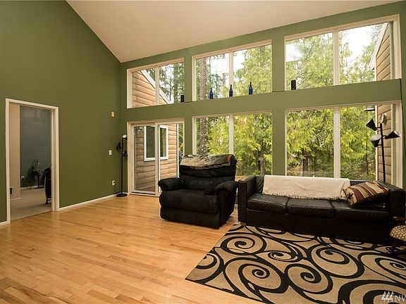 5th image of 129 Rainier Vista Dr
