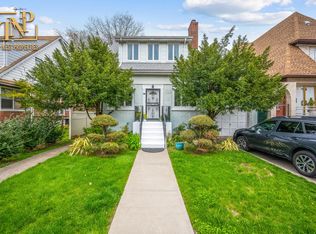51 Amherst St, Brooklyn, NY 11235