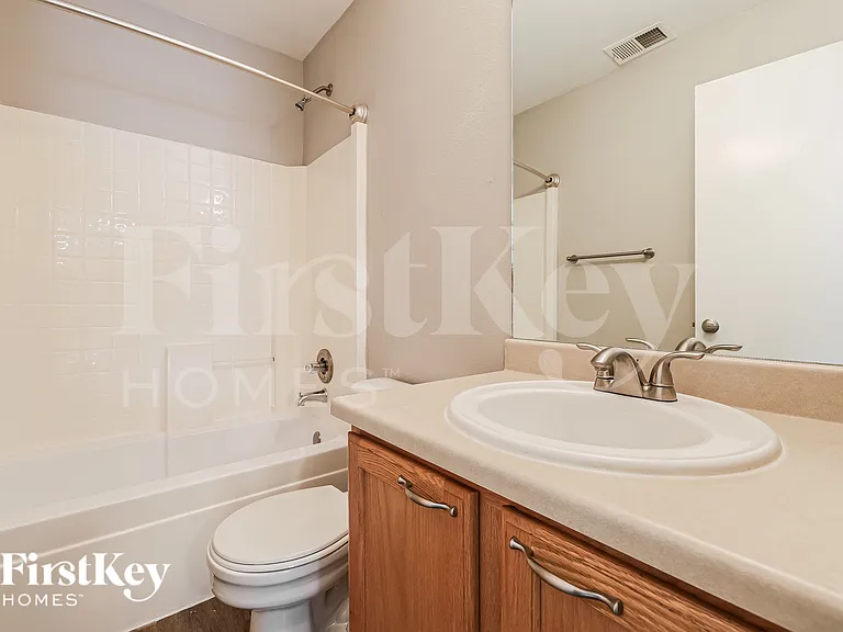 5135 Nighthawk Pkwy — Photo 16