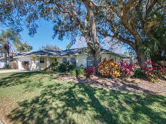 2nd image of 3649 Whisperwood Cir