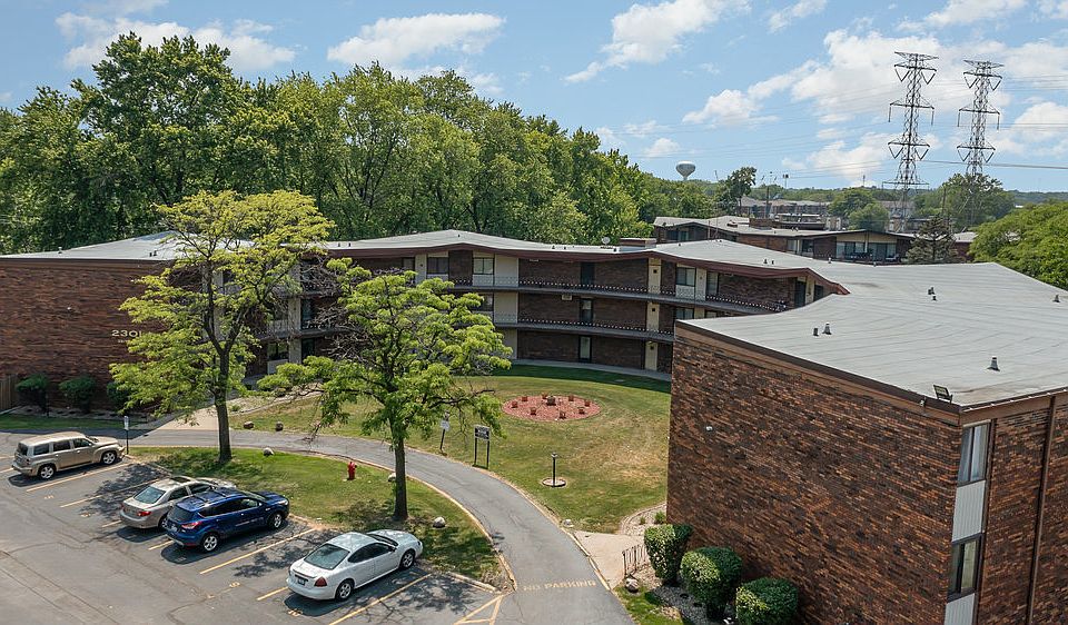 2301 Holiday Ter APT 2, Lansing, IL 60438 Zillow