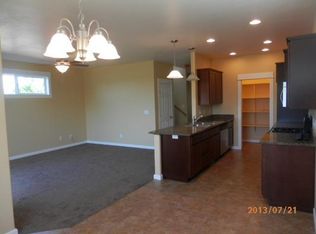 7589 24th St, White City, OR 97503
