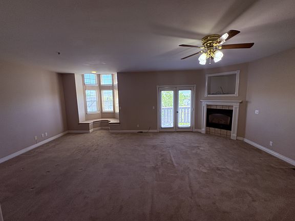 2nd image of 350 Fairway Dr #H3-1